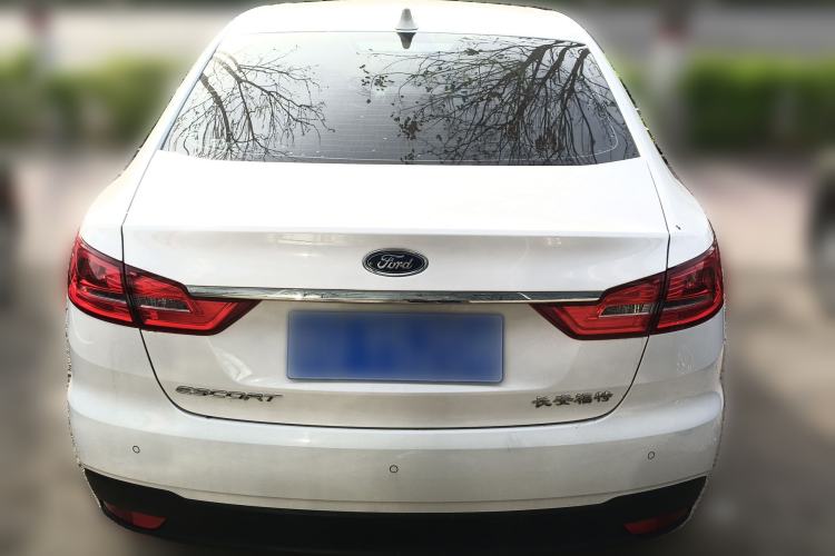 Used Ford Escort 2019 Revised 1.5L Automatic ZhiXiang Version China VI Standard Rear