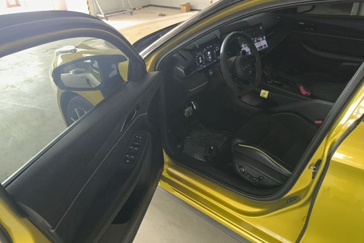 Used Lynk & Co 03 2023 03+ 2.0TD Automatic Yufeng Edition
