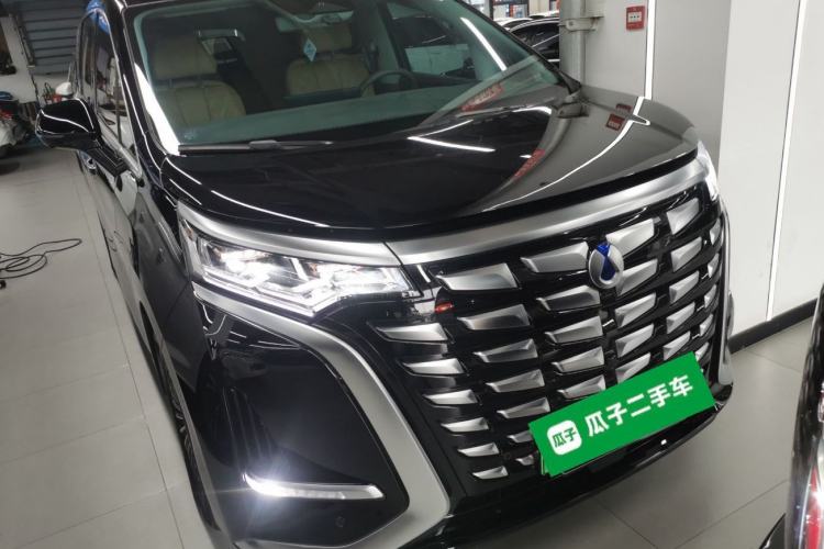 Used Denza D9 2022 DM-i 970 Four-Wheel Drive Prestige Model Front