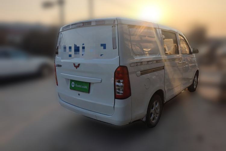 Used Wuling Hongguang V 
