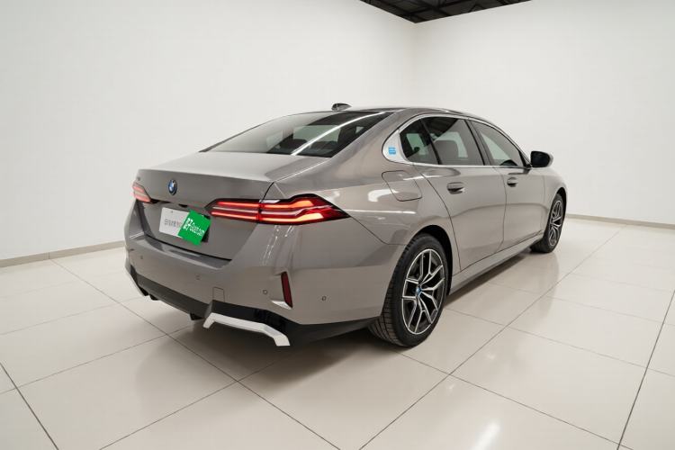 Used BMW i5 2024 eDrive 35L M Sport Package Rear Right 45 Deg