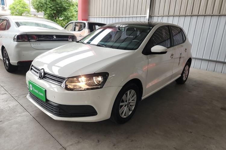 Used Volkswagen Polo 2016 1.4L Manual Fashion Model