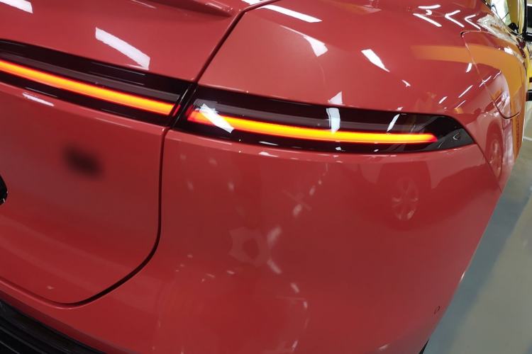 Used Avatr 06 2025 Pro Range-Extended Edition Right Rear Taillight