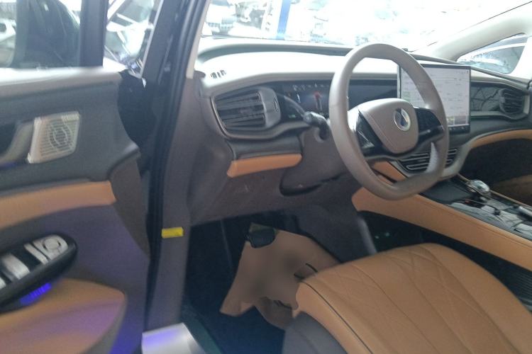 Used Denza D9 2022 DM-i 970 Four-Wheel Drive Flagship Model