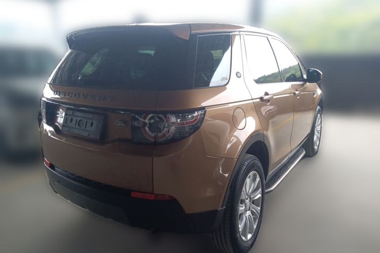 Used Land Rover Discovery Sport 2018 240 PS SE Version Rear Right 45 Deg