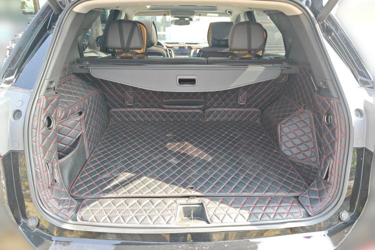 Used Chevrolet Equinox 2019 535T Automatic YuJie Edition China V Standard Trunk