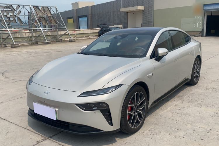 Used Dongfeng eπ eπ007 2025 Model Pure-Electric 565 All-Wheel-Drive Max Leading Edition Front Left 45 Deg