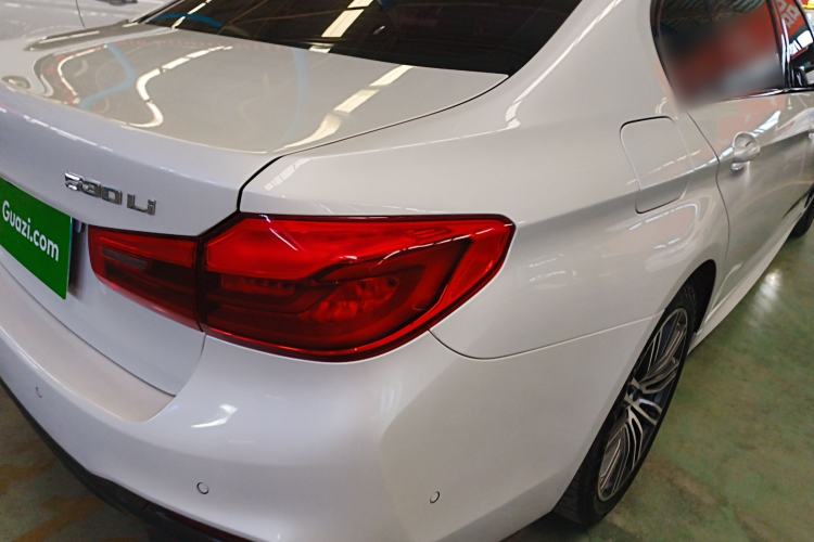 Used BMW 5 Series 2019 530Li Leading Model M Sport Package
