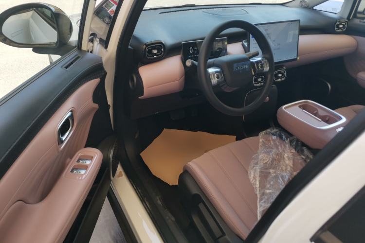 Used AION UT 2025 330 Starlight Edition
