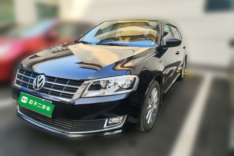 Used Volkswagen Lavida 2013 1.6L Manual Comfort Edition