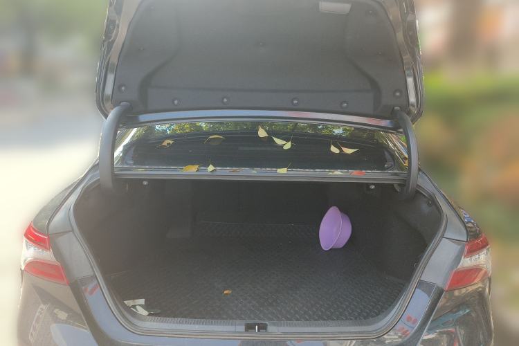 Used Toyota Camry 2022 2.0S Knight Edition