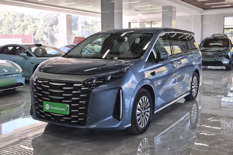 Used BYD Xia 2025 DM-i 1.5T 180km Beyond Edition
