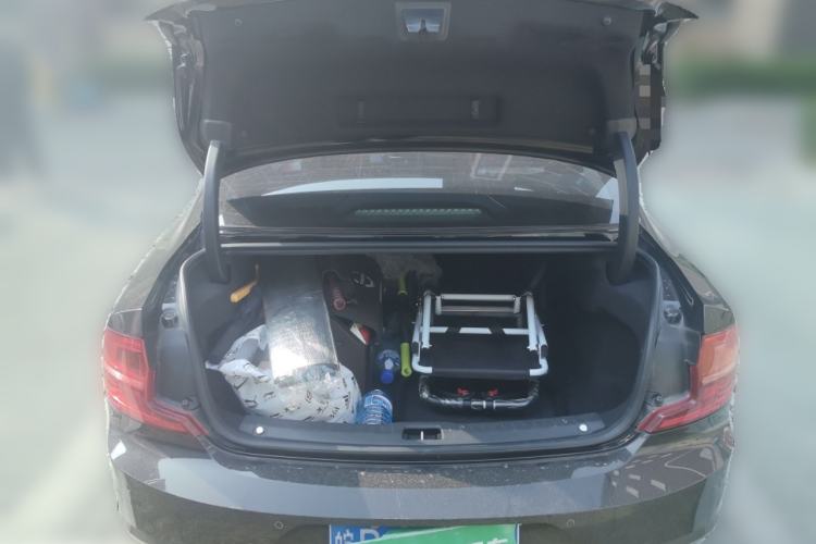 Used Volvo S90 2020 T4 SmartDrive Luxury Edition Trunk