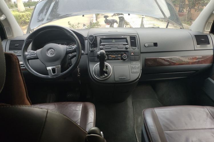 Used Volkswagen Multivan 2012 2.0 TSI Two-Wheel-Drive Luxury Edition
