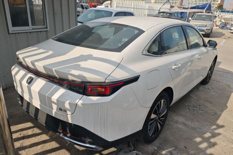 Used Changan Eado PHEV 2025 Smart New Blue Whale 145KM Battleship Edition
