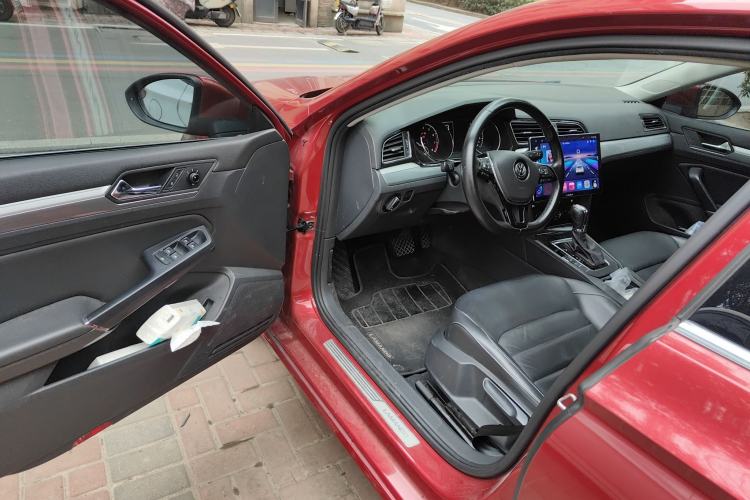 Used Volkswagen Lamando 2015 280TSI DSG Comfort Edition