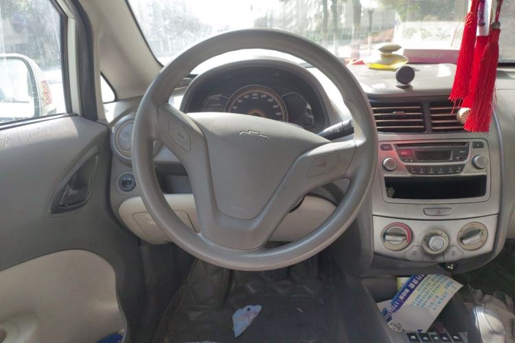 Used Chevrolet Sail 2011 Sedan 1.4L AMT Happiness Edition