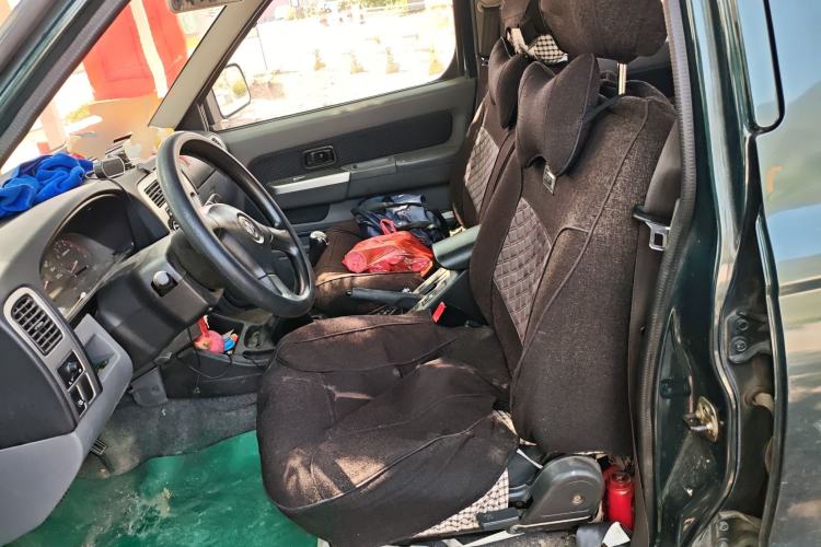 Used Dongfeng Ruichi 2015 2.4L Two-Wheel Drive Classic Long Cargo Bed ZG24
