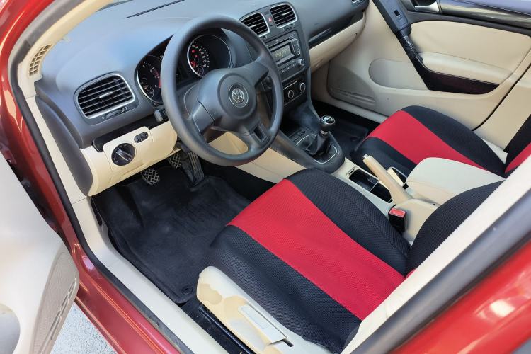 Used Volkswagen Golf 2011 1.6 Manual Comfort Model
