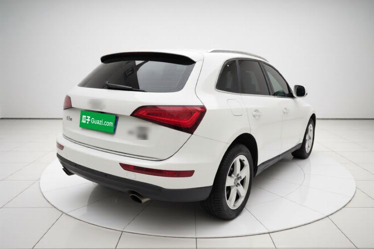 Used Audi Q5 2016 40 TFSI Technology Edition Rear Right 45 Deg
