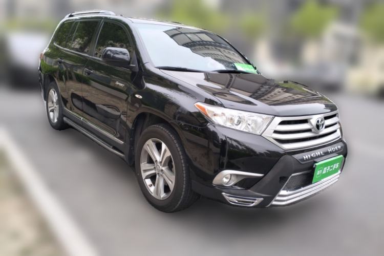 Used Toyota Highlander 2012 2.7L Two-Wheel Drive 7-Seater Luxury Edition Front Right 45 Deg