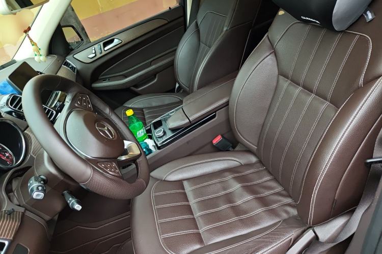 Used Mercedes-Benz GLE 2019 GLE 320 4MATIC Luxury Collection Edition Left Front Seat