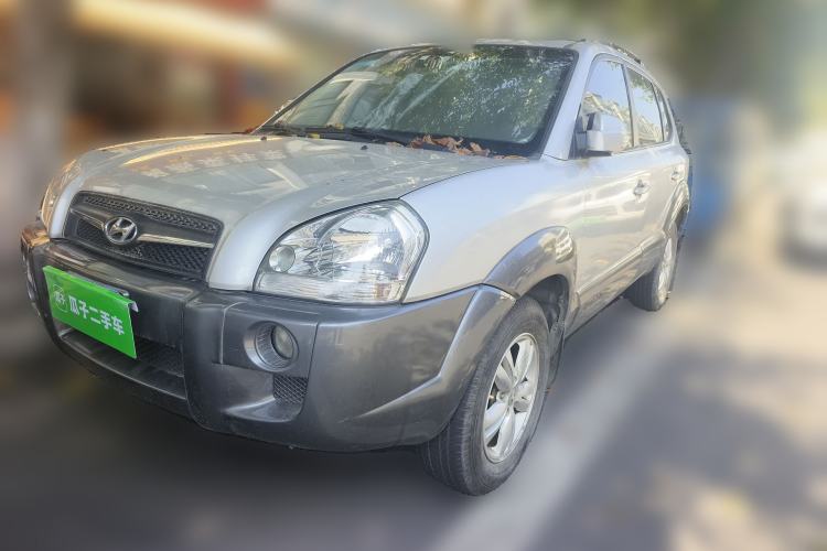 Used Hyundai Tucson 2009 2.0L Automatic Two-Wheel Drive with Sunroof