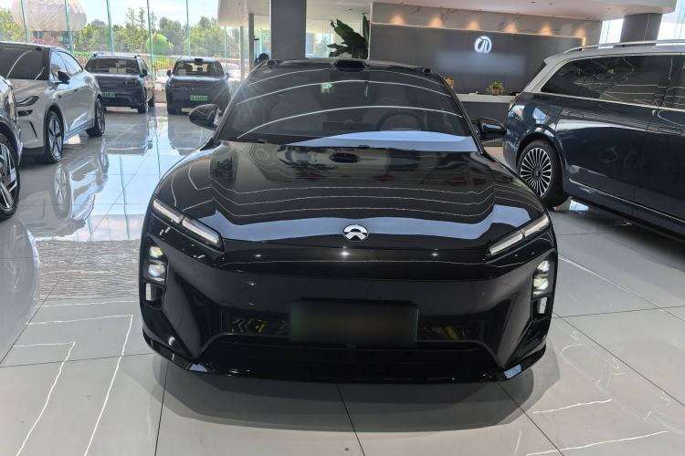 Used Nio ET5T 2025 75 kWh Touring Exterior 1