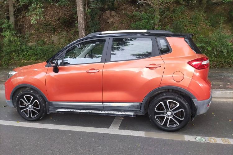 Used Changan CS15 2016 1.5L Manual Fashion Edition
