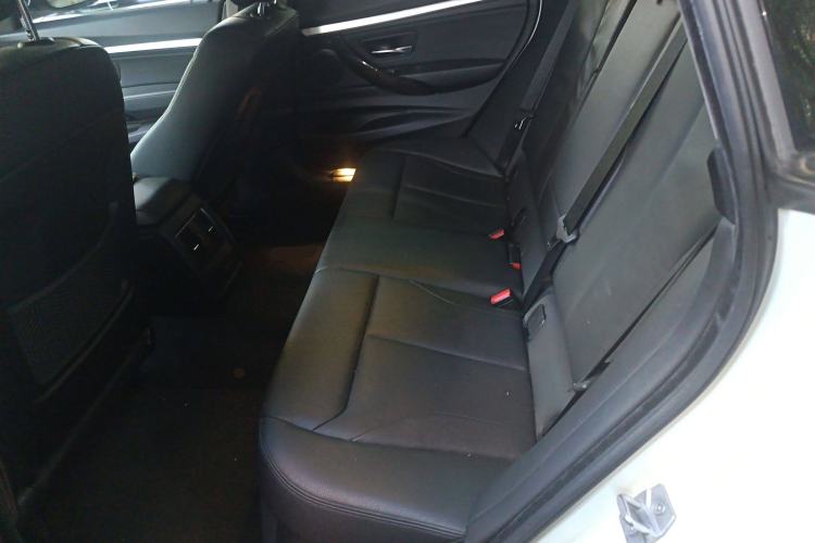 Used BMW 3 Series GT 2014 320i Leading Model Left Rear Seat