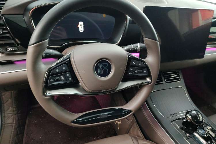 Used BYD Han 2023 DM-i Champion Edition 121KM Prestige Model