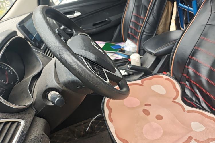 Used Baojun 730 2019 1.5L Manual Fashion Model 7-seater National V