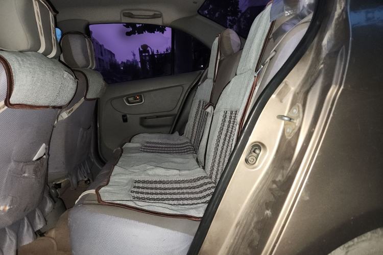 Used FAW Xiali N5 2013 1.3L Manual Luxury Airbag Version
