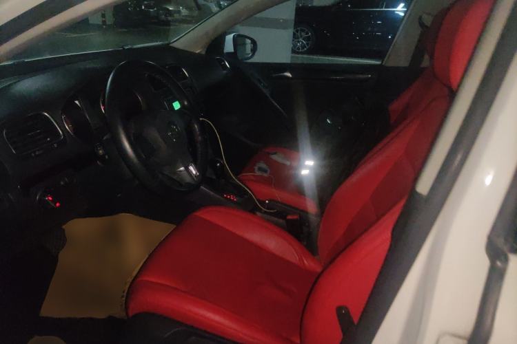 Used Volkswagen Golf 2012 1.6L Automatic Comfort Model
