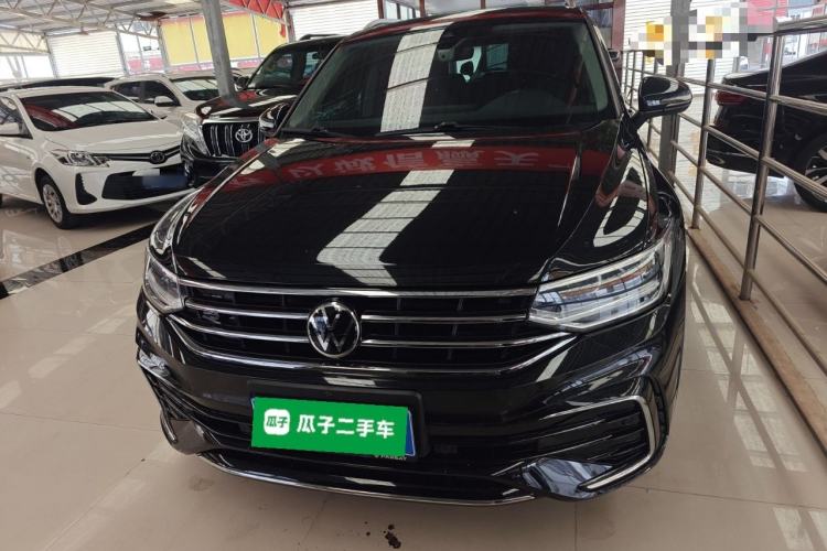 Used Volkswagen Tiguan L 2023 330TSI Automatic Two-Wheel Drive R-Line Enjoyment Edition
