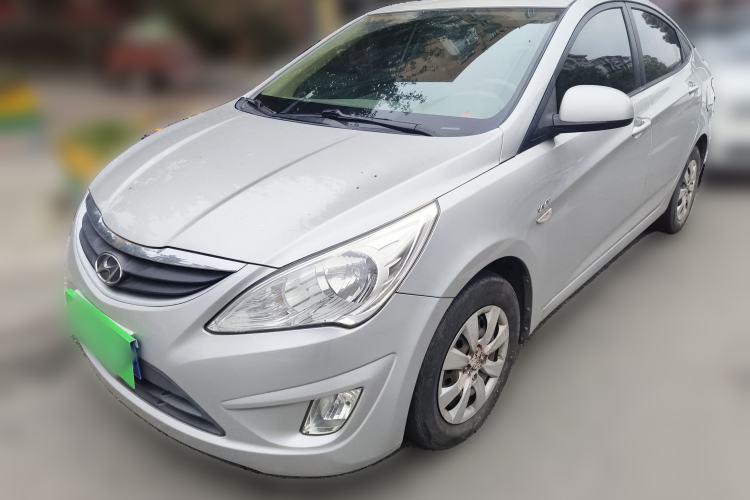 Used Hyundai Verna (older generation) 2010 Sedan 1.4L Manual Standard GL Model