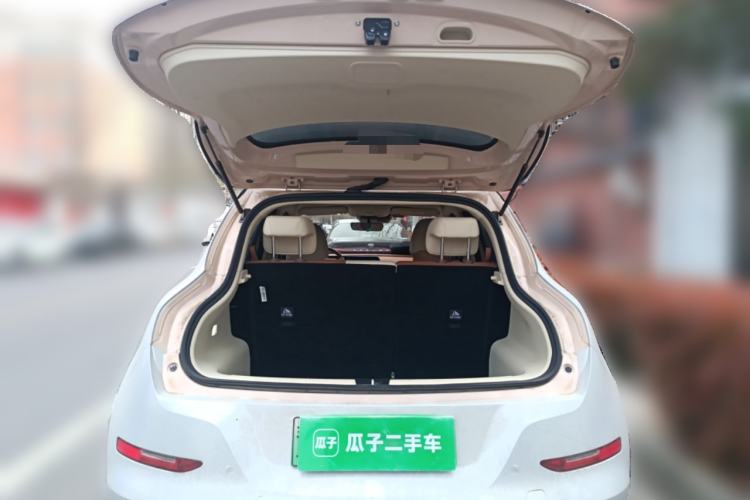 Used ORA Good Cat 2023 401 km Standard Range Luxury Version Lithium Iron Phosphate