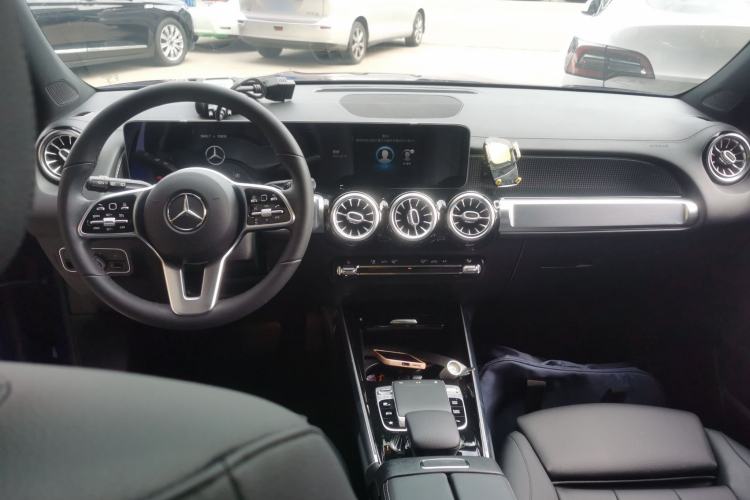 Used Mercedes-Benz GLB 2020 GLB 200 Stylish Edition
