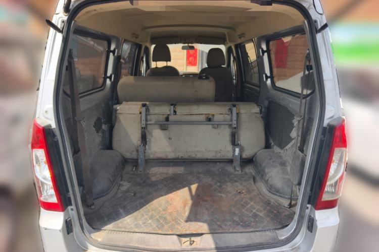 Used Wuling Rongguang S 2021 1.2L Base Model 7-Seater LSI
