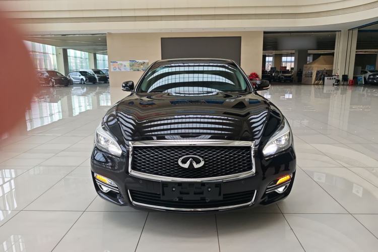 Used Infiniti Q70 2019 Q70L 2.0T Enjoyment Edition Front
