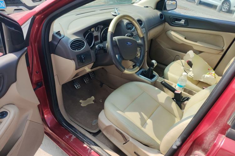 Used Ford Focus 2009 Sedan 1.8L Manual Comfort Model