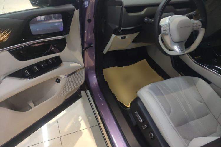 Used Honda P7 2025 Four-Wheel Drive Long-Range Max Driver Seat