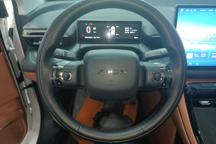 Used AION V 2024 Aion Tyrannosaurus 520 Smart Luxury Edition