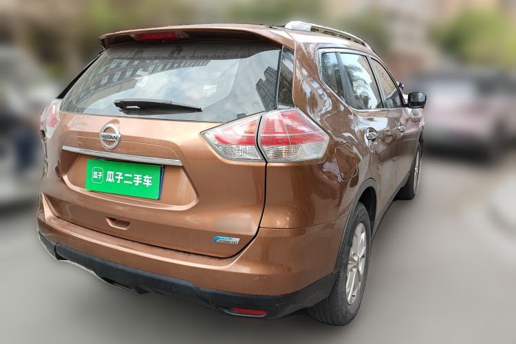 Used Nissan X-Trail 2015 2.0L CVT Comfort MAX Edition 2WD
