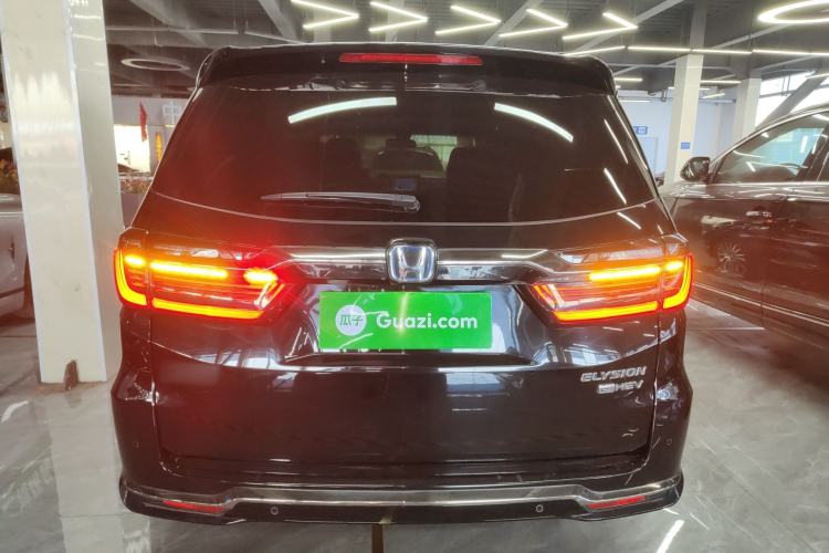 Used Honda Elysion 2022 2.0L eHEV Luxury First Edition

