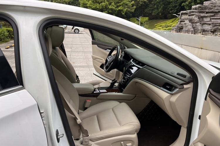 Used Cadillac XTS 2014 28T Comfort Version