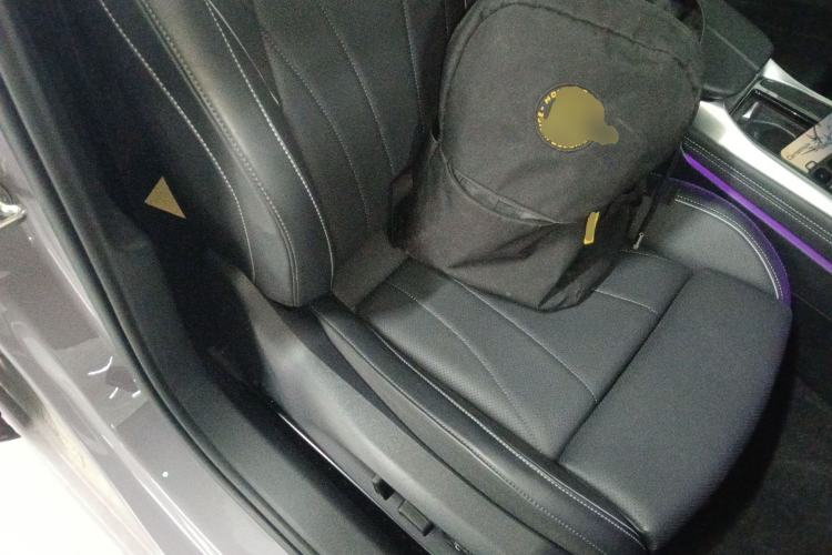 Used Volkswagen Passat 2025 Pro 380TSI Dragon Supreme Edition
