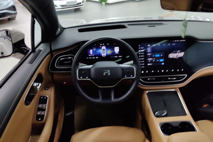 Used Rising R7 2025 Model Advanced Edition
