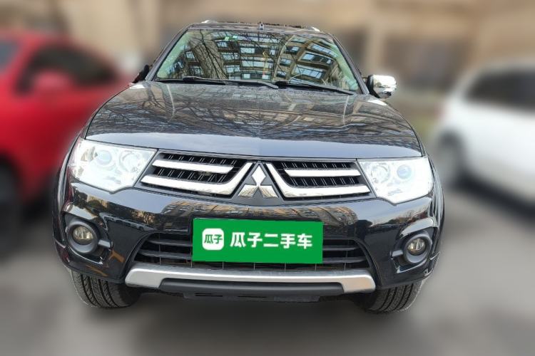Used Mitsubishi Pajero Sport 2013 3.0L Automatic 4x4 Flagship Edition Front