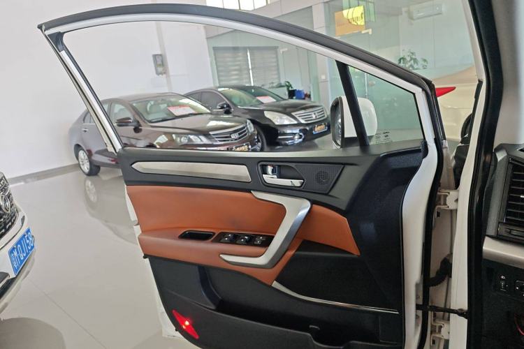 Used JAC Refine S3 2014 1.5L CVT Luxury Version